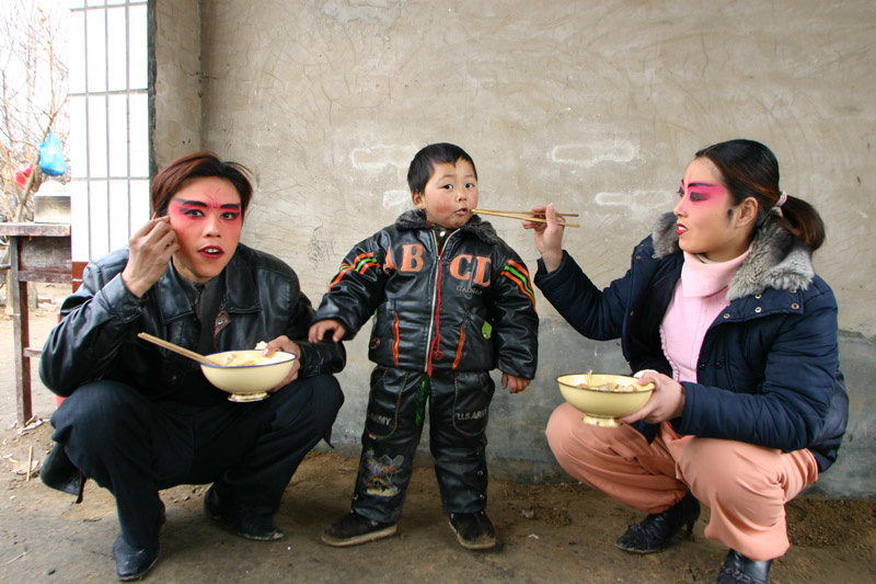 幕后