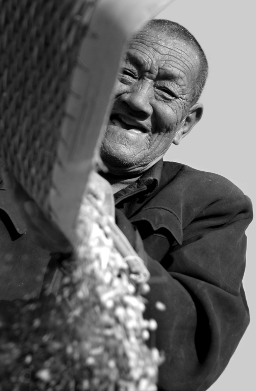 黑白人像