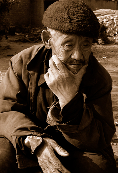 黑白人像