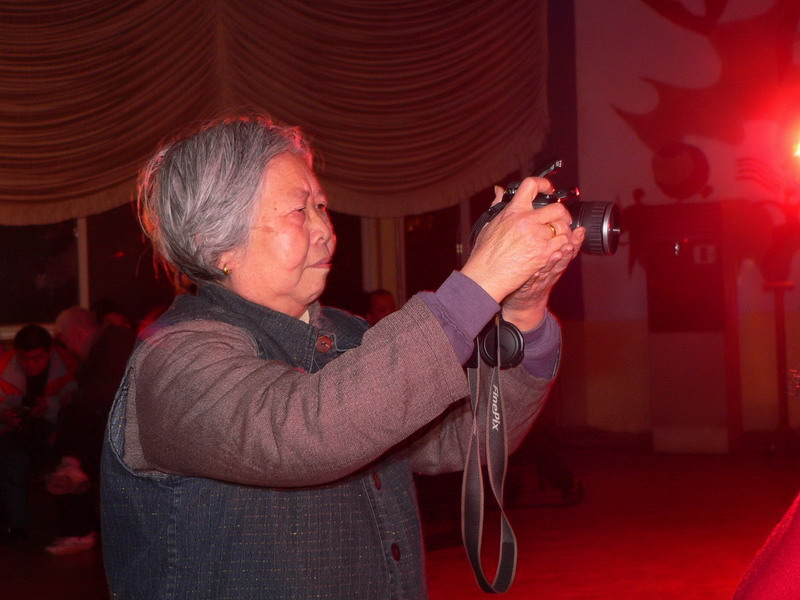 2006年12月31号联欢活动几张片片