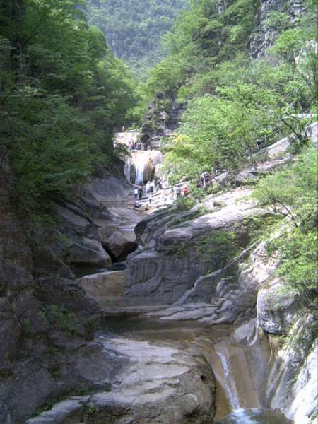 龙背上(青龙峡留影)