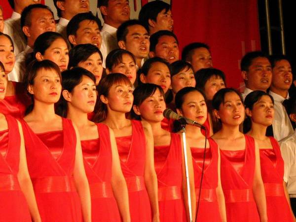 中原油田庆祝建党85周年“颂歌献给党”歌咏比赛片