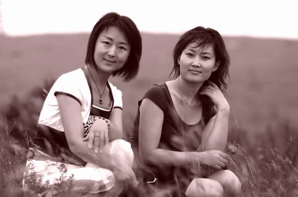 我被美女撞了下腰（7月15日云梦山人像）