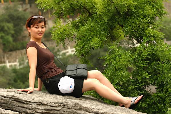 我被美女撞了下腰（7月15日云梦山人像）