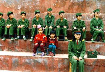 江中打渔人