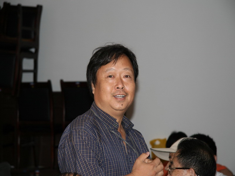 8.12石油人摄影俱乐部会员影友见面会及坝上采风观片讲评会议