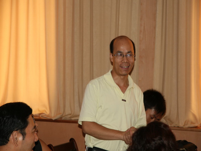 8.12石油人摄影俱乐部会员影友见面会及坝上采风观片讲评会议