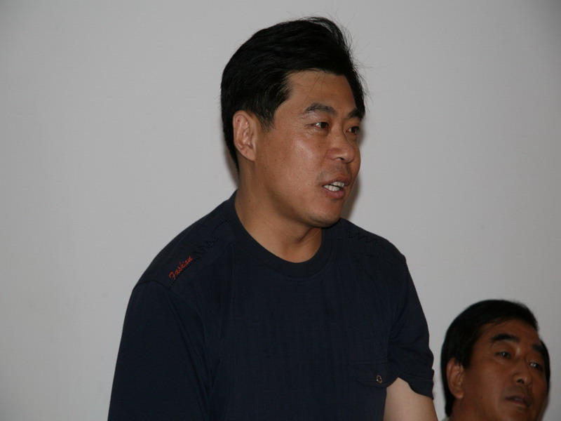 8.12石油人摄影俱乐部会员影友见面会及坝上采风观片讲评会议