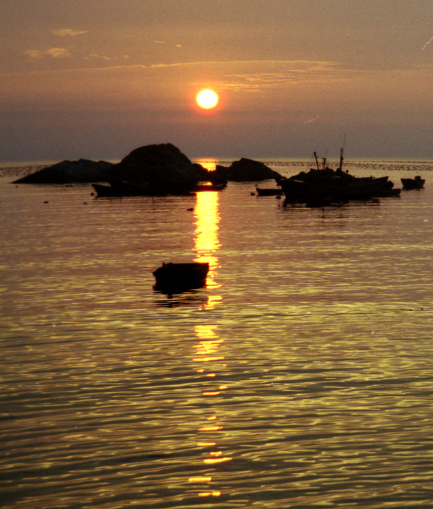 太湖帆影