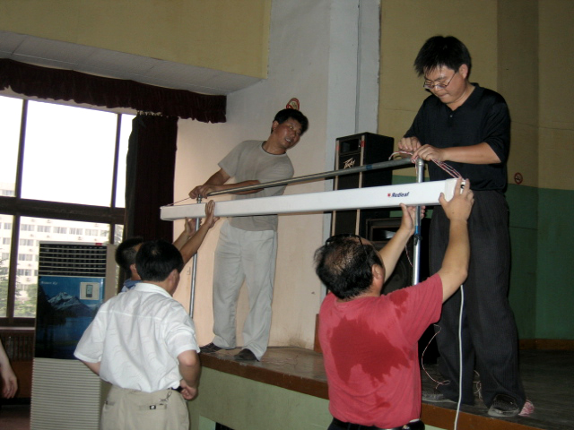 揭牌仪式筹备工作还在紧张有序进行中......