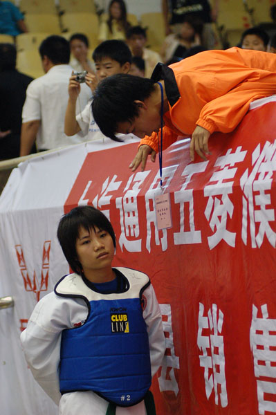 2006年全国跆拳道青少年锦标赛于8月22日在油田运输体育馆开幕,历时2天,望影友前去拍照.
