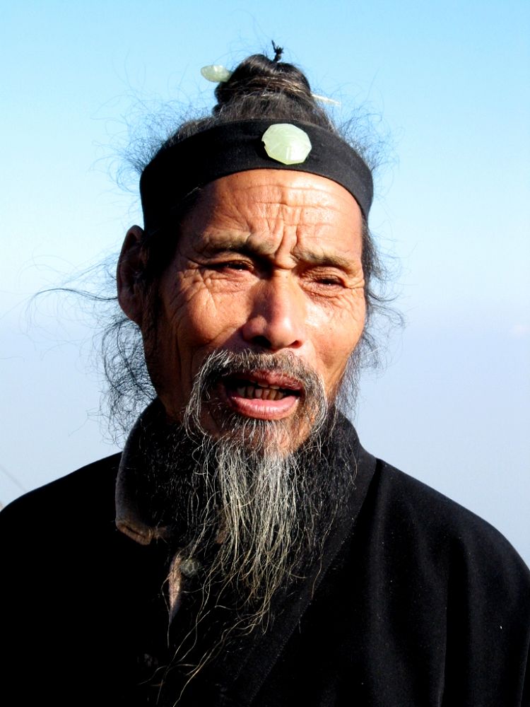 几张人像片,