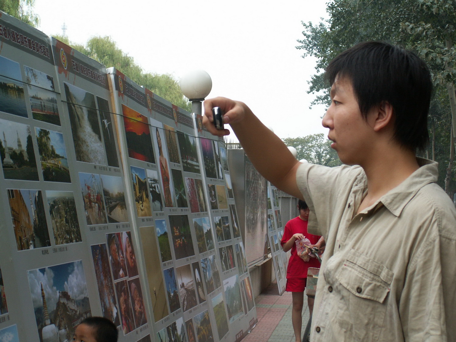 俱乐部展版颇受关注