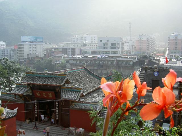 泸定桥今昔