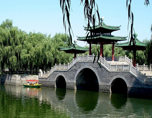 油城社区风光一组（中原油田）