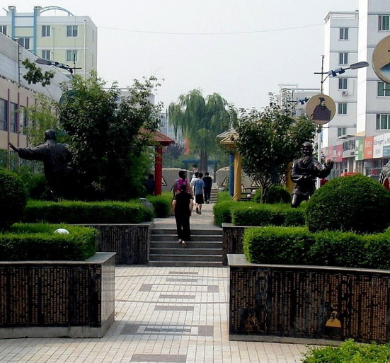 油城社区风光一组（中原油田）