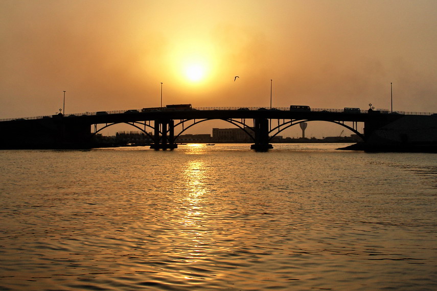 西亚风光（高山流水摄）