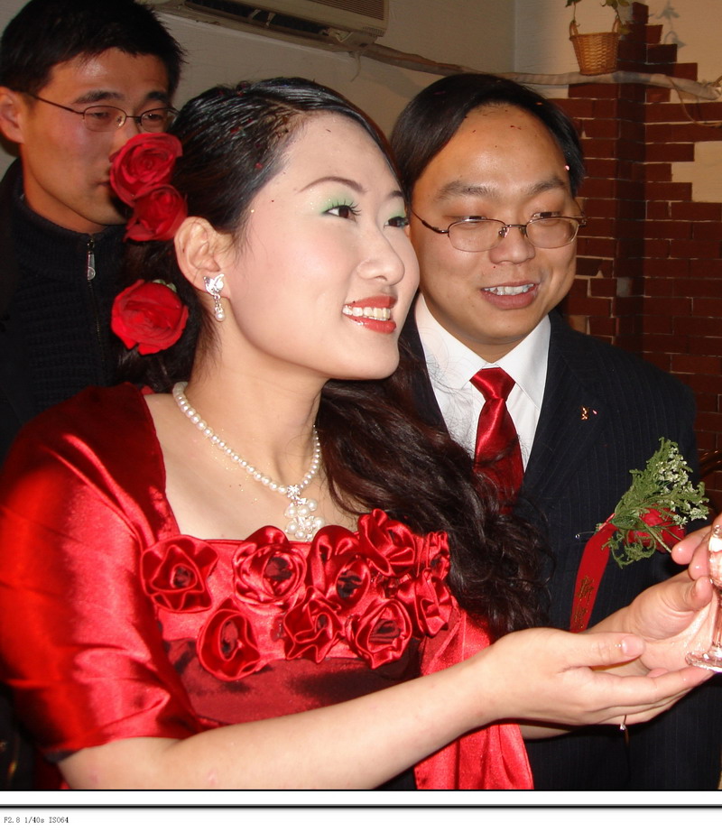 幸福的新郎、新娘！
