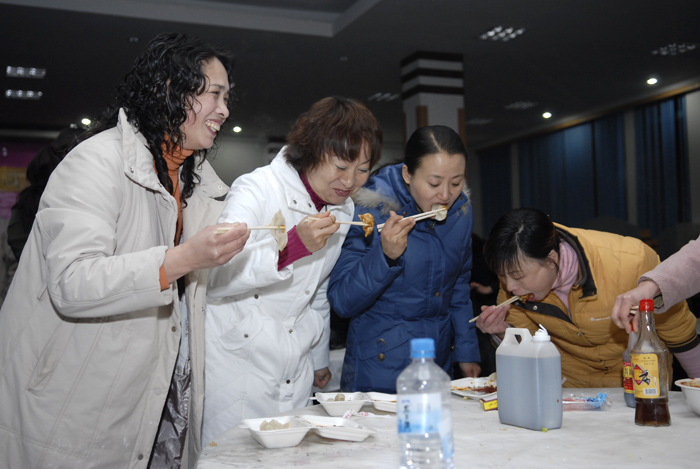 快乐的聚会----迎新年饺子宴花絮