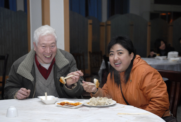 快乐的聚会----迎新年饺子宴花絮