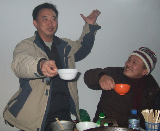 快乐写在脸上-----元旦关山踏雪