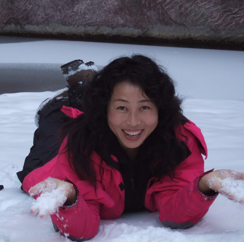 快乐写在脸上-----元旦关山踏雪