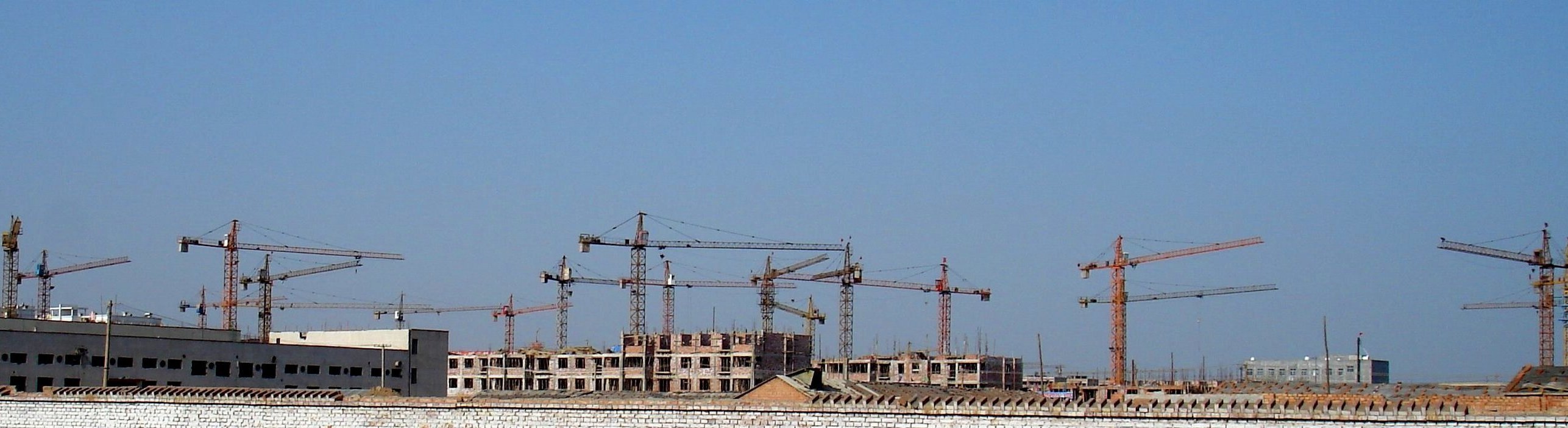 建设中的世纪景苑二期住房