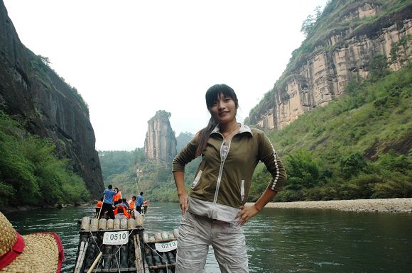 美丽女导游
