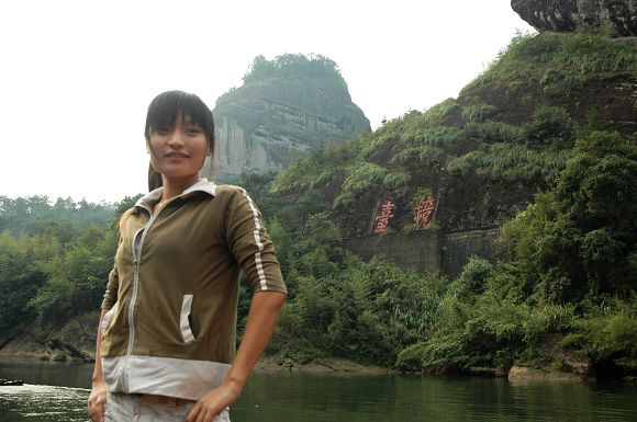 美丽女导游