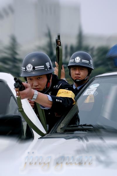 特警英姿