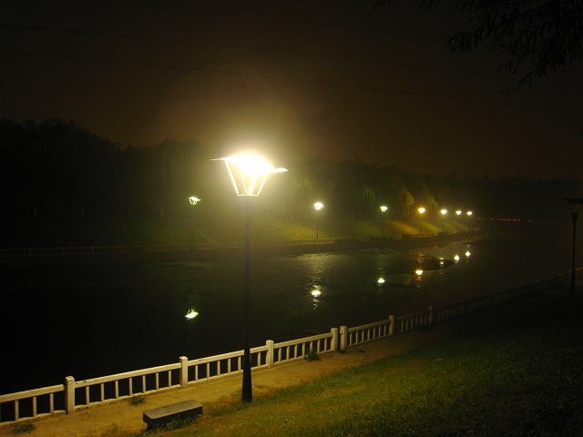 两张夜景试拍