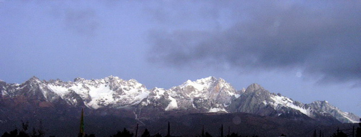 玉龙雪山