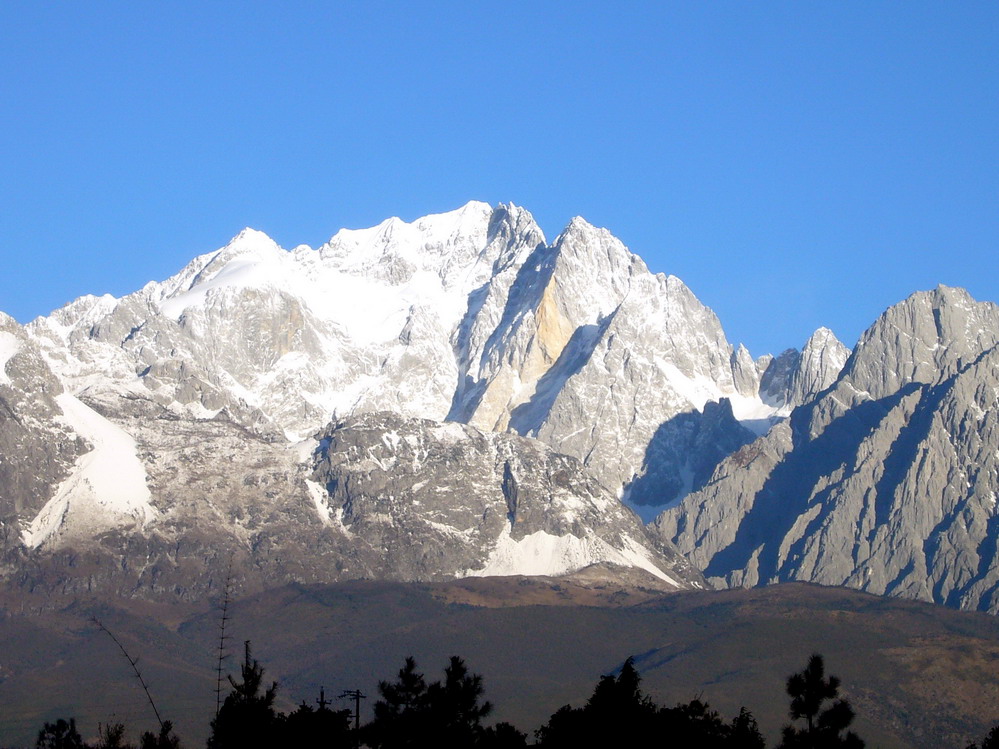 玉龙雪山
