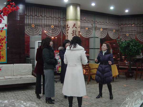 石油人周岁花絮-------她那几个“姨”