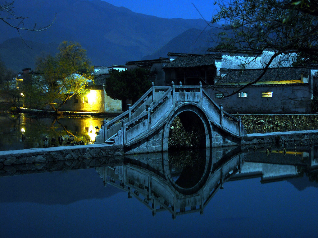 宏村夜景