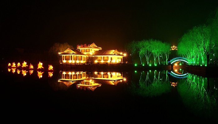 油城之夜