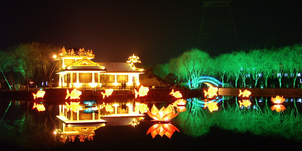 也发几张夜景凑凑数