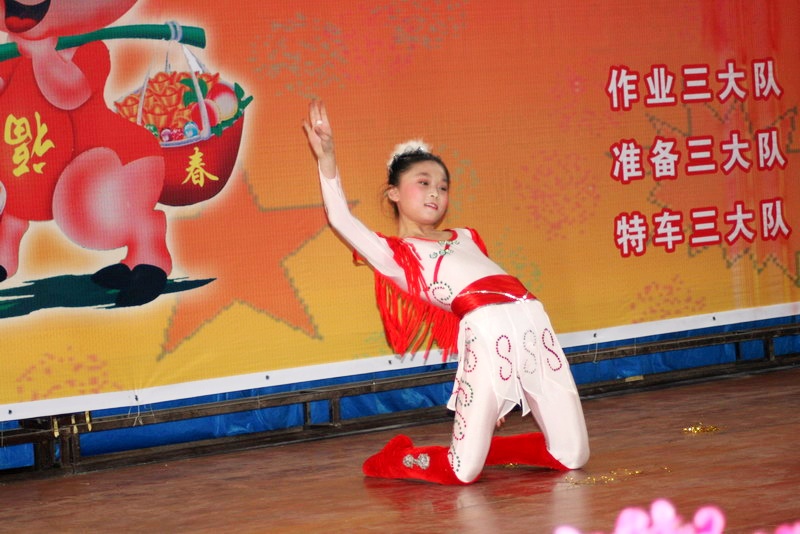 刘婕小朋友献艺表演