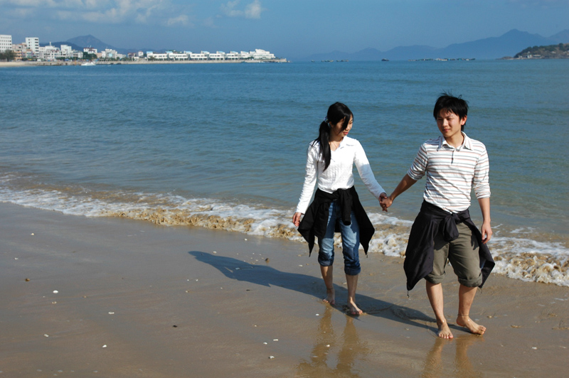 蓝天、白云、沙滩、情侣2007.2.7