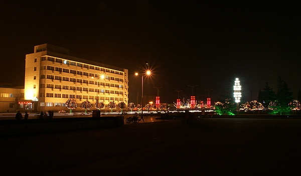 几张油城夜景