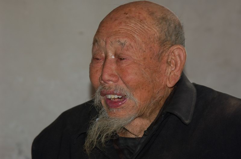 周末到农村亲戚家了