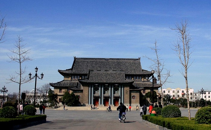 走进河大