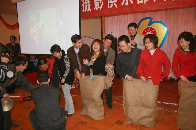 石油人周岁花絮-------《相逢是首歌》