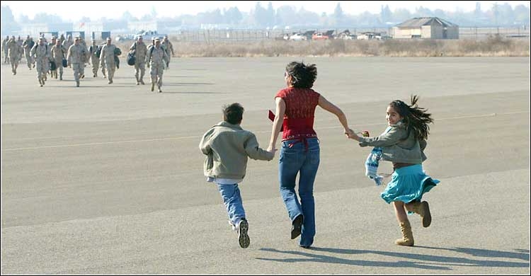 [推荐]一瞬成经典 2006年度世界最佳照片[组图]