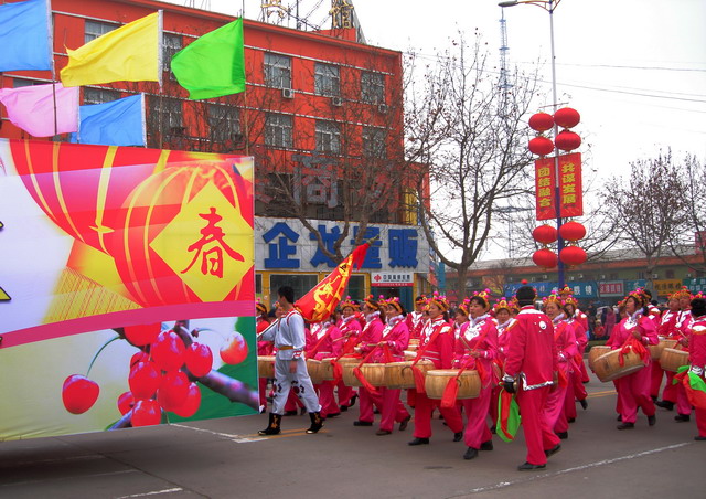 闹元宵喽！