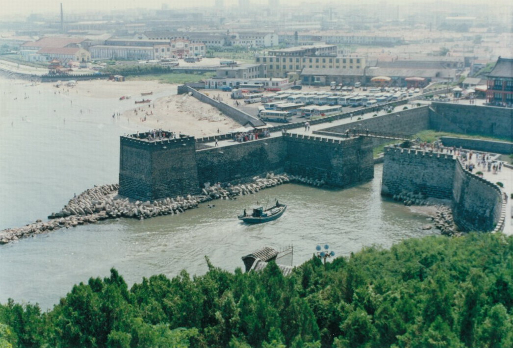 海滨城市一角