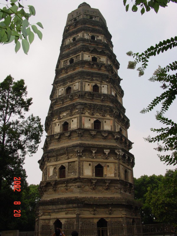 虎丘塔