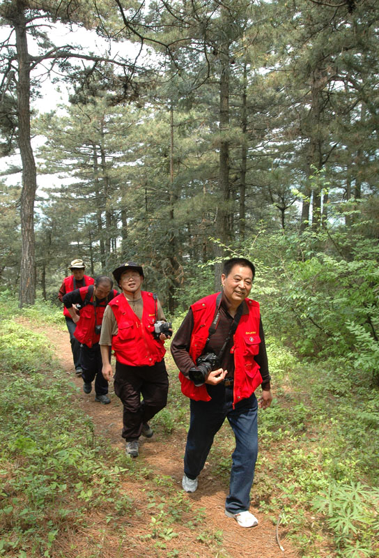 挺进大别山－－信阳商城采风花絮