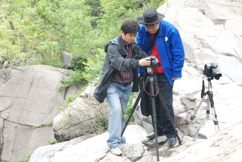 挺进大别山－－信阳商城采风花絮