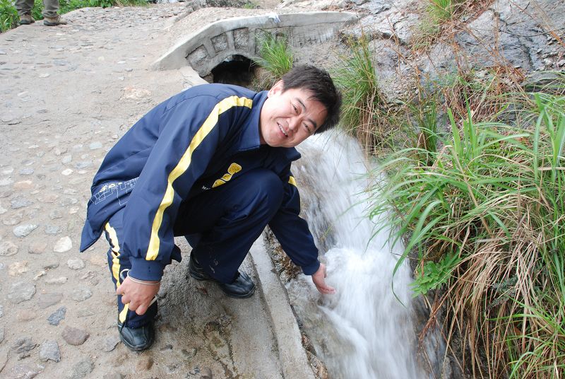 挺进大别山－－信阳商城采风花絮